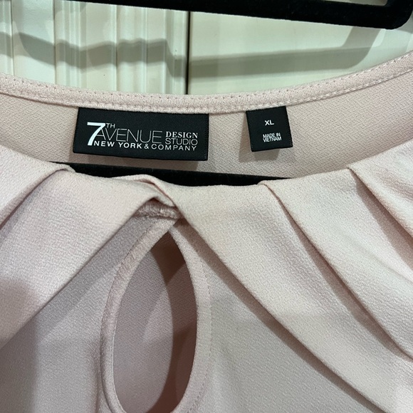 Avenue Pink Pleated Cut Out Blouse - Picture 2 of 4